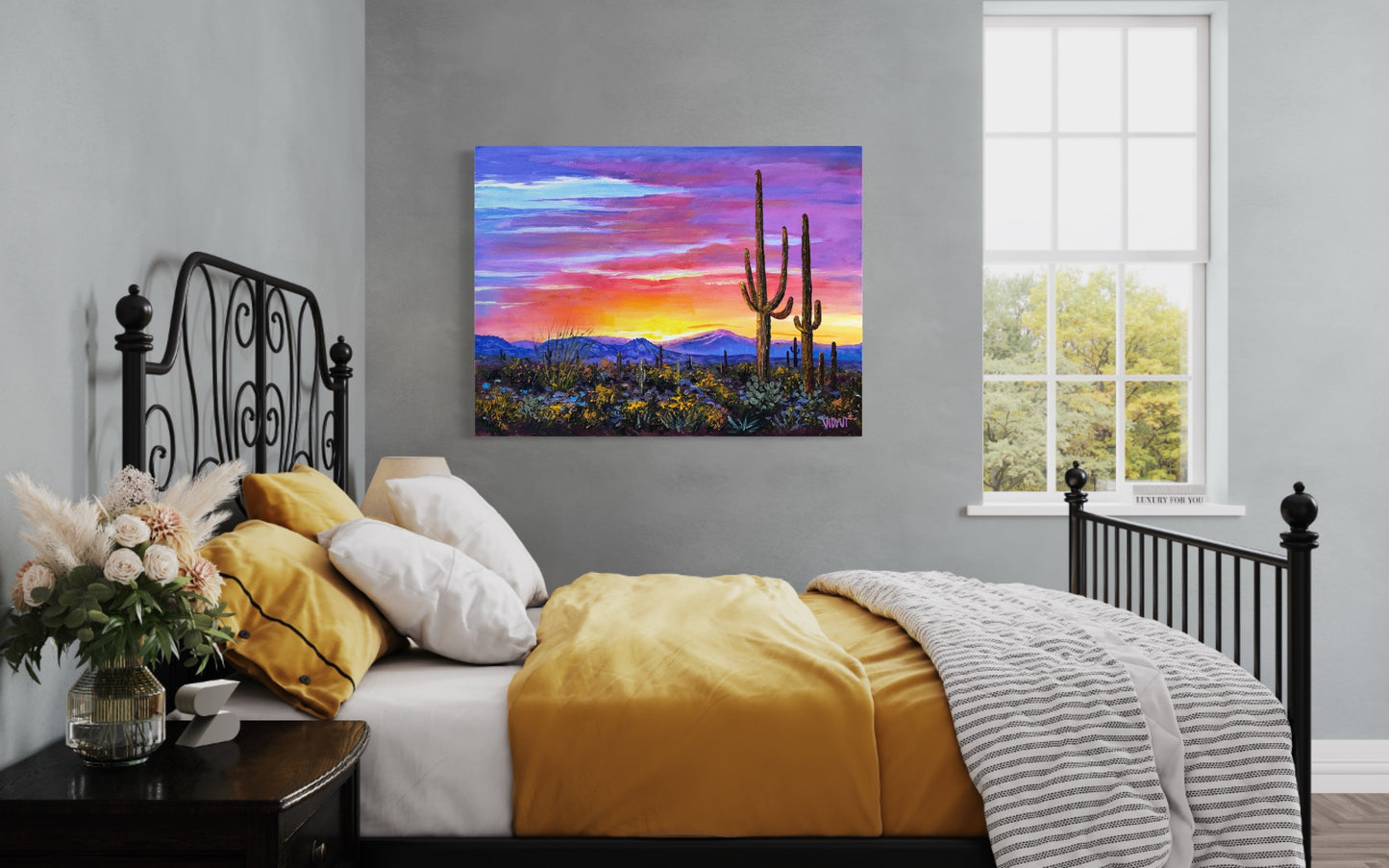 Dawn at the saguaro Land